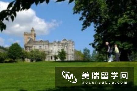 英国大学金融专业哪所院校好呢?