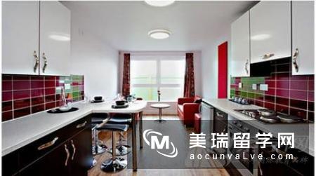 赫瑞瓦特大学主校区坐落于英国苏格兰的首府爱丁堡(Edinburgh)