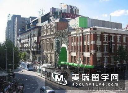 2017澳大利亚留学有哪个学校国际关系学院排名比较好的？