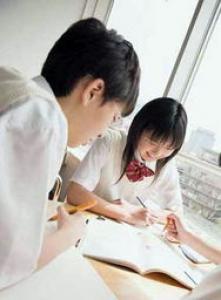 关于出国留学，英国和澳洲你会选择哪个?