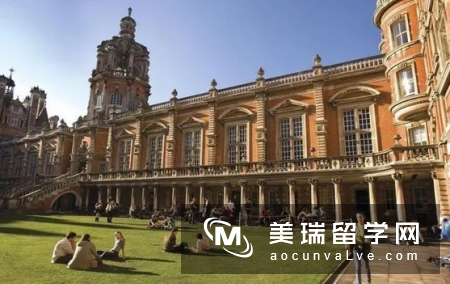 英国CEO产出量最高的大学是？