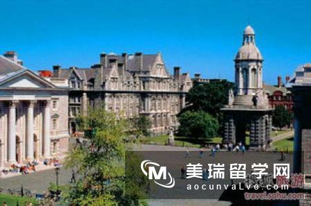英国女王孙女被纽卡斯尔大学拒了又收?不服不行!