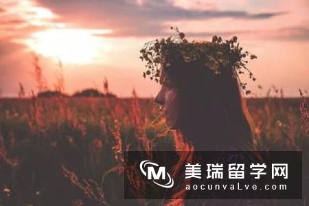 2017英国留学推荐信可不可以让老师代写？
