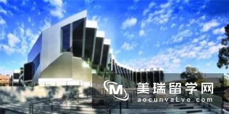 英国和澳洲留学哪个费用贵？