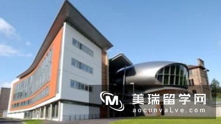 2019年爱丁堡大学留学一年的费用是多少？