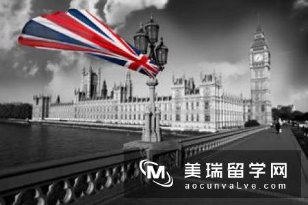 英国本科留学三年需要多少费用？