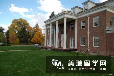 英国约克圣约翰大学留学条件、留学费用