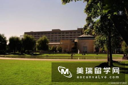 英国约克大学博士留学费用