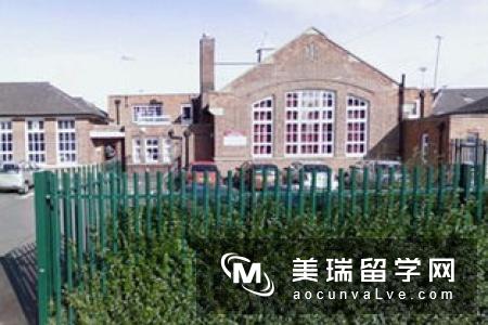 英国的小学初中高中一共有几年
