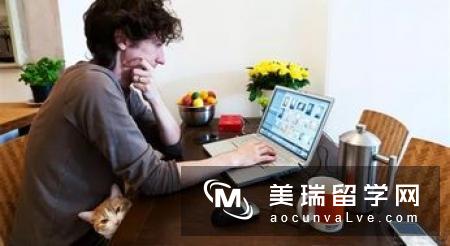 比「自由职业者」更酷的，是「自由职业态」