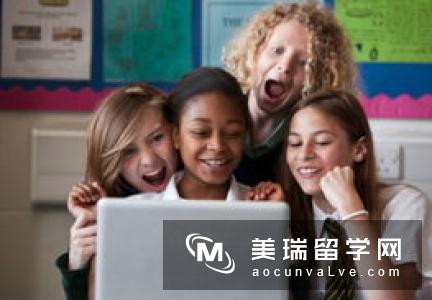 学姐告诉你英国大学课堂和国内课堂有啥不一样!