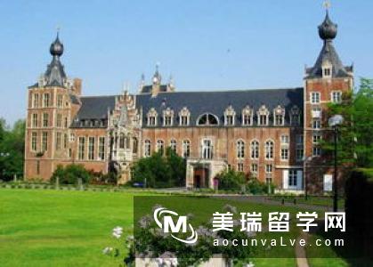 被无良司机坑走50英磅之后,我顺利到达曼彻斯特中心