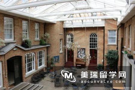 150万买个过道?这是英国留学一年费用的四倍!