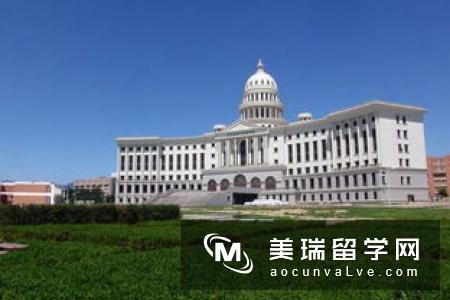 英国布里斯托大学教育专业留学要求高吗？