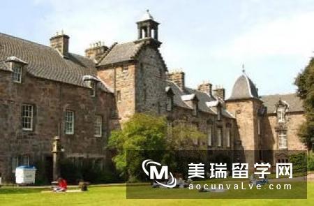 英国圣安德鲁斯大学文学专业留学条件有哪些？