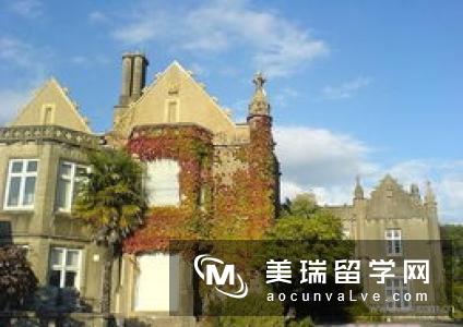 英国西英格兰大学