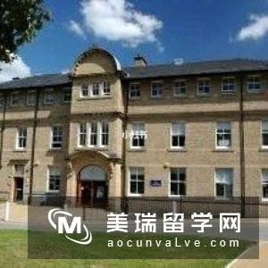 哈德斯菲尔德大学英国排名