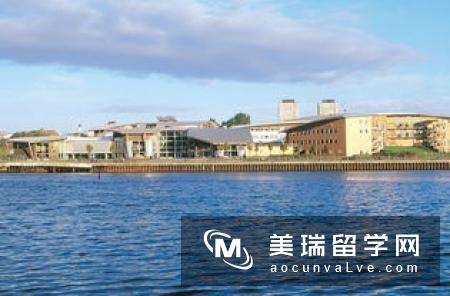 去英国读公共关系专业有哪些学校可以选择？