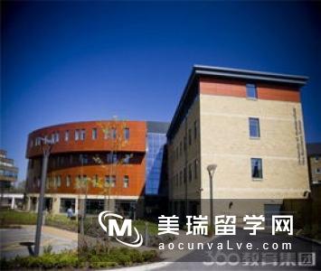 哈德斯菲尔德大学英国排名