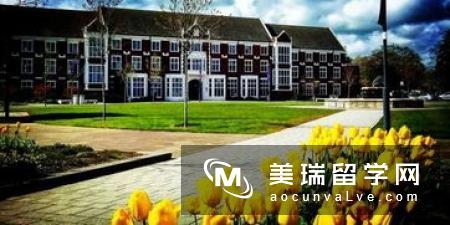 留学英国哪个音乐学院适合高中毕业生?