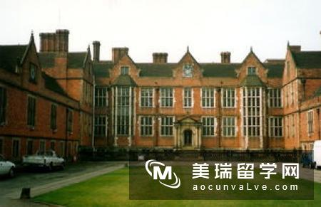 女孩子去英国留学选择什么专业比较好?