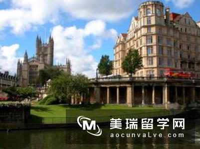 英国大学会计金融专业介绍和学校推荐