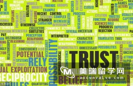 英国留学：文理科热门专业推荐
