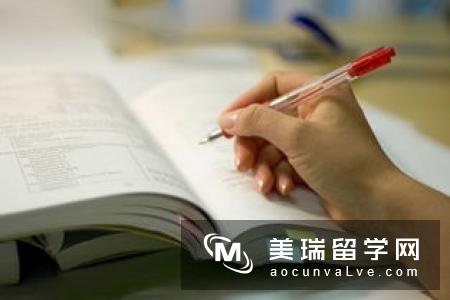 英语专业留学英国该如何选专业?