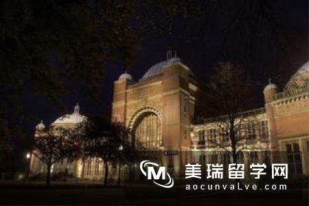 文科生英国留学什么专业比较好