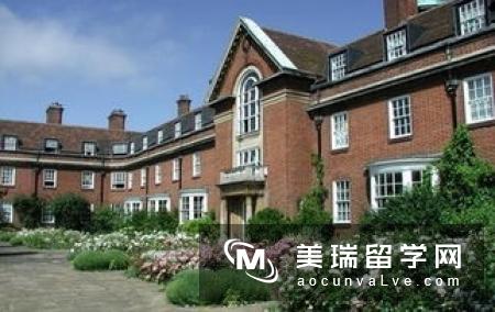 留学英国雷丁大学的要求有哪些？