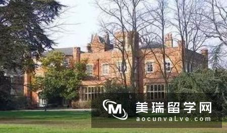 留学英国国际贸易专业条件