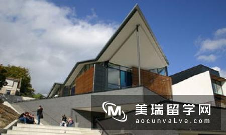 英国白金汉大学留学条件