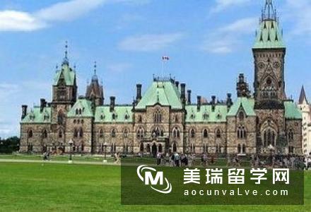在英国学什么专业及学校选择